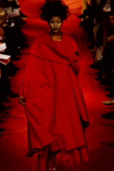 Look 19